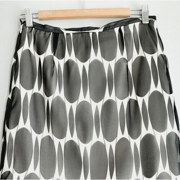 SILKLAND / 100% Silk Knee Length Bottom Ruffle Layered Skirt B&W Sz S / 6 Flawed - Picture 6 of 12